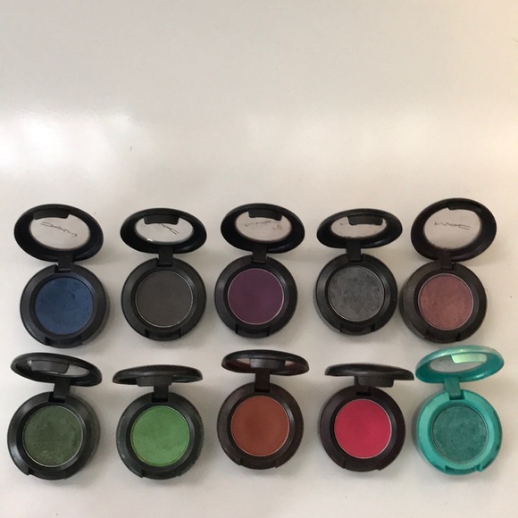 MAC eyeshadows - Picture 2 of 5